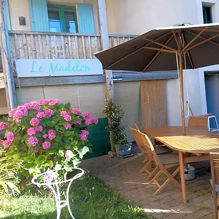 Bed & Breakfast Madelon Iv