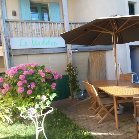 Madelon Iv Panzió Belvès